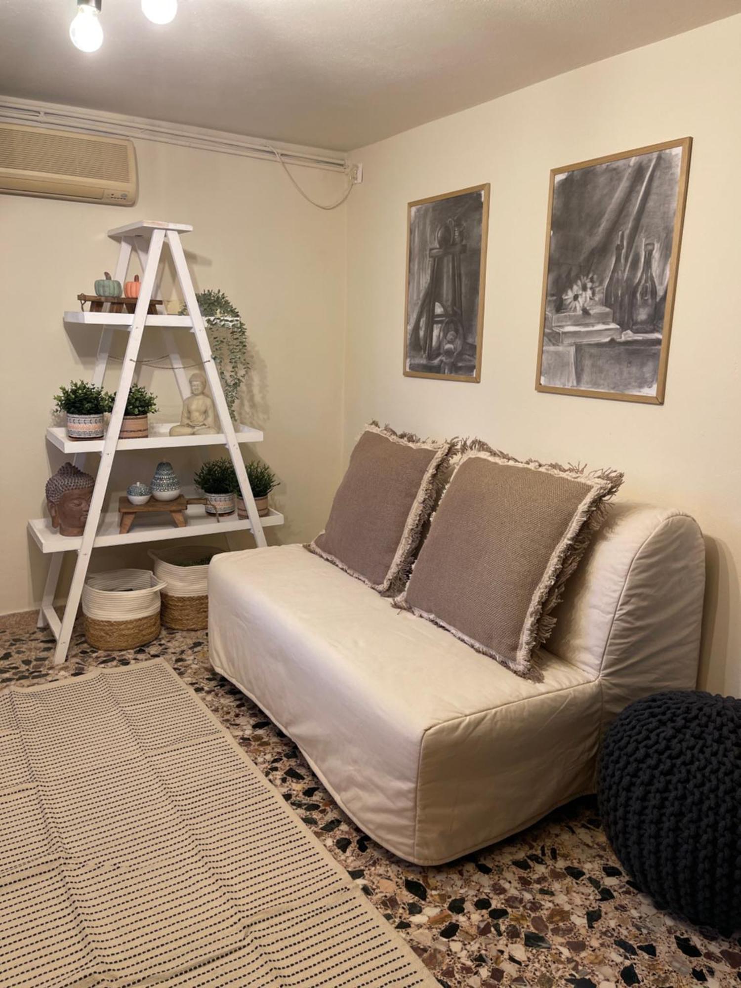 Airport Cottage House 阿特米达 外观 照片